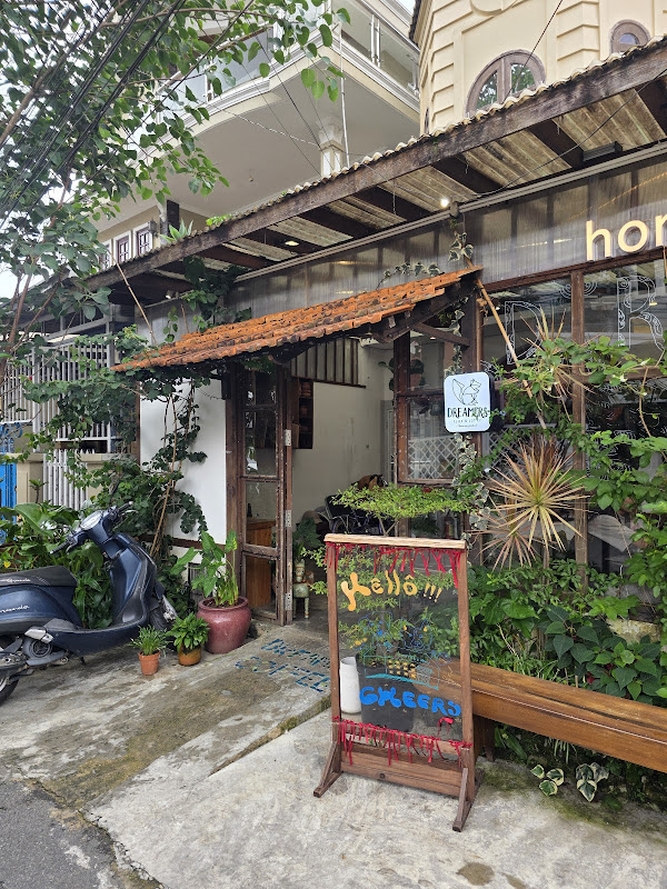 Dreamers: home and coffee